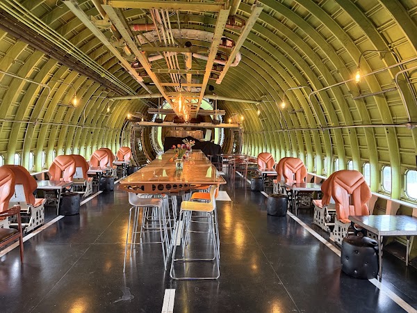 747 Café