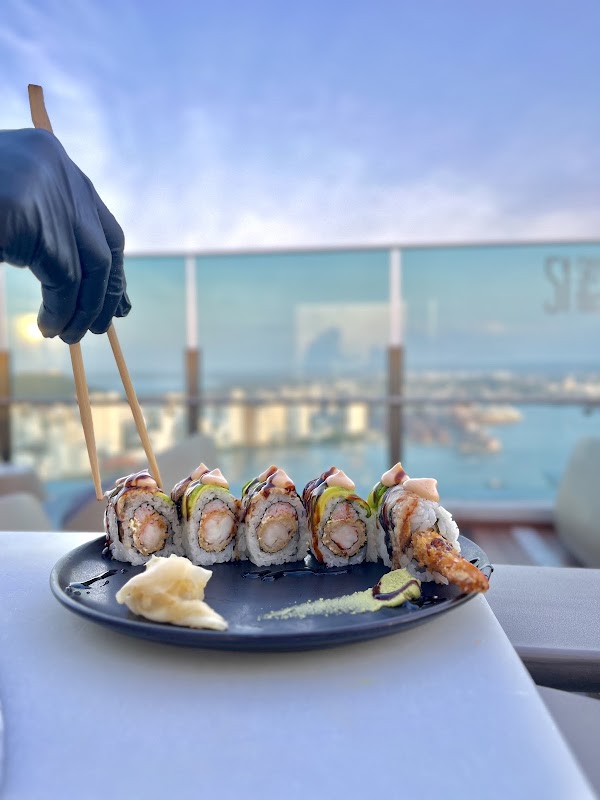51 Sky Bar 5