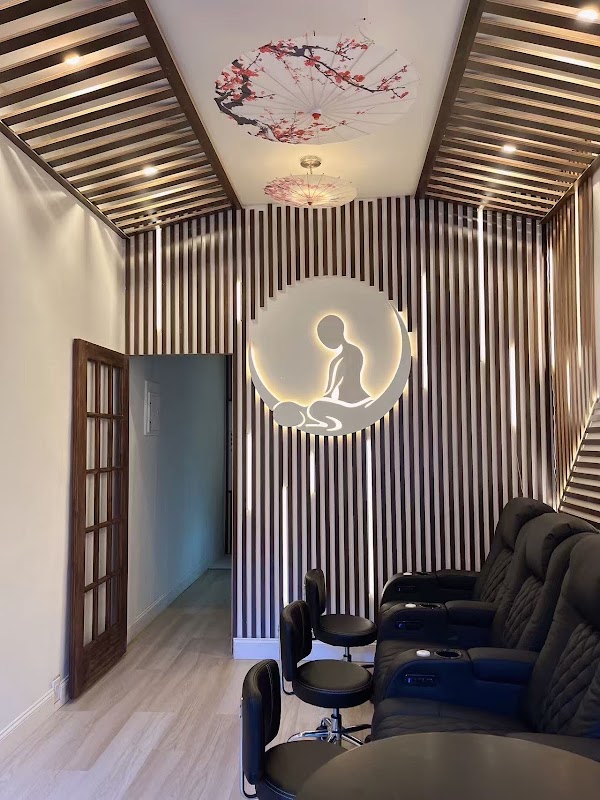Snowflakes Spa 49th St 4