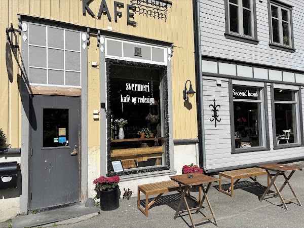 Svermeri Kafé og Redesign 2