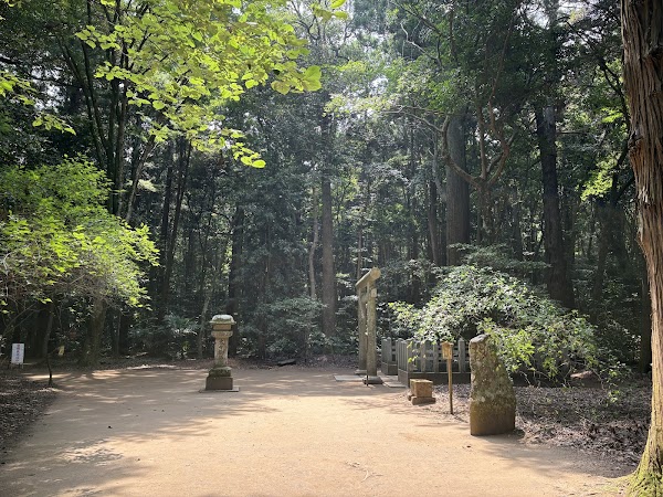 Kashima jingu kanameishi 3