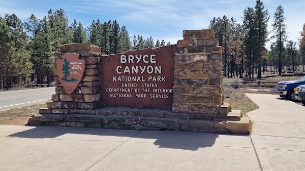 Bryce Canyon National Park Visitor Center 1