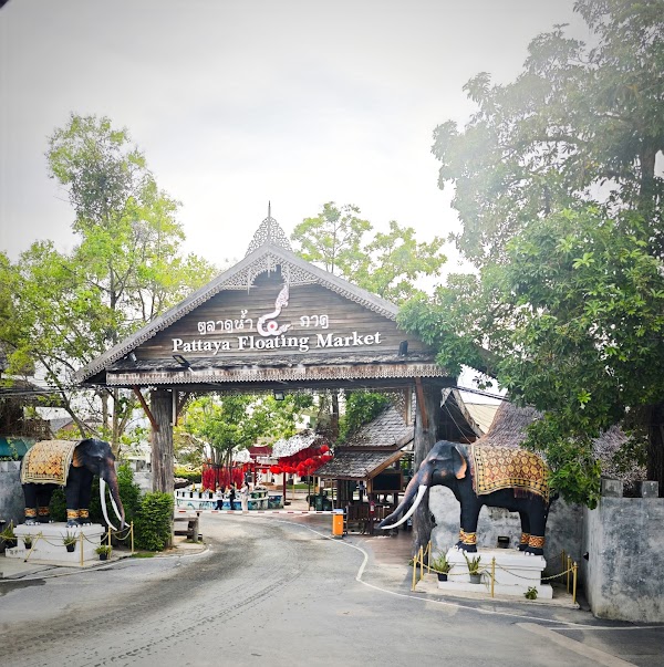 Pattaya Floating Market