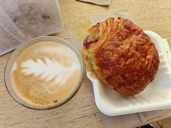 Lil's Cafe 4
