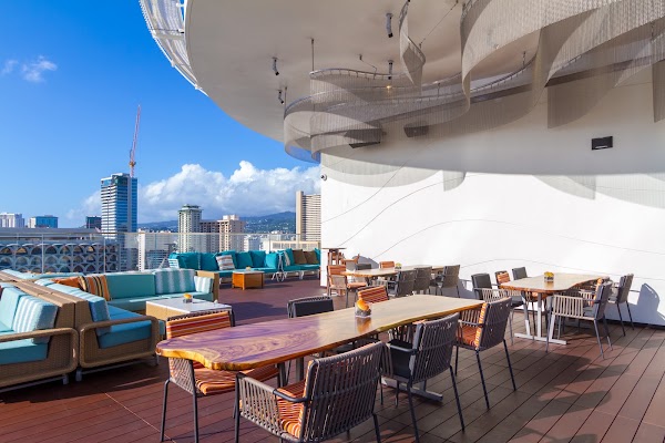 SKY Waikiki Raw & Bar 1