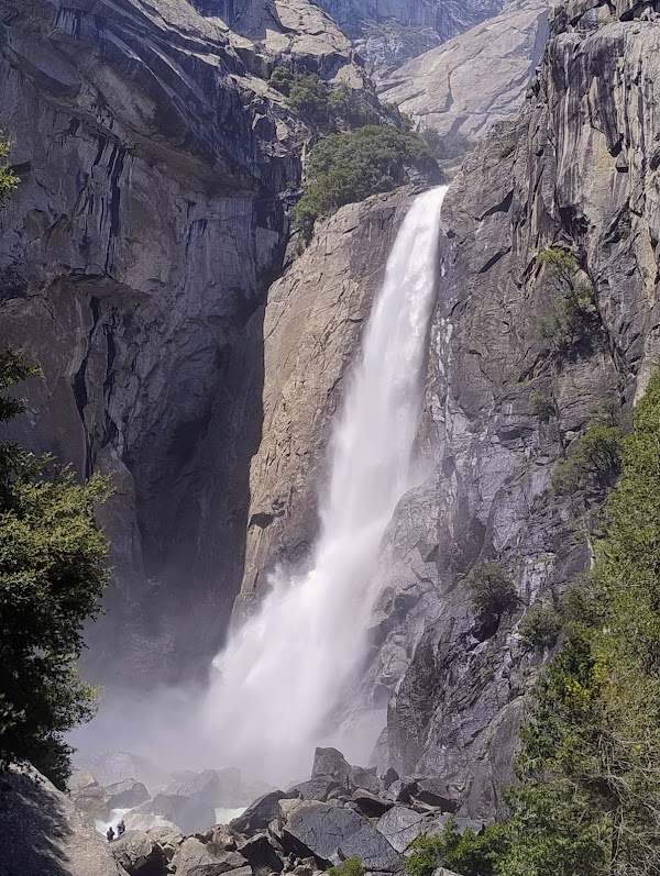 Lower Yosemite Fall Trailhead 5