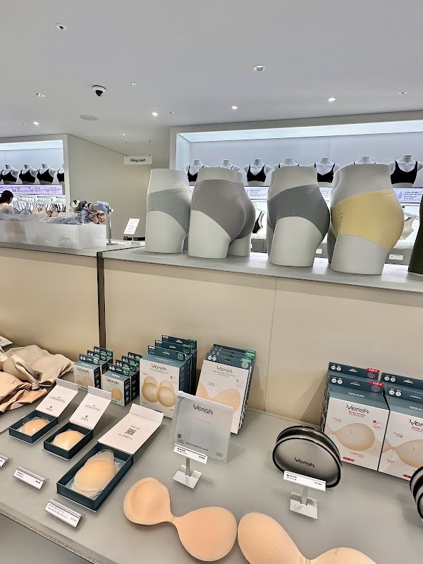 Verish Seongsu Flagship Store 베리시 성수 플래그십 스토어 4
