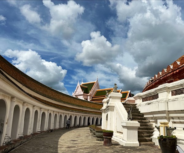 Phra Pathom Chedi 3