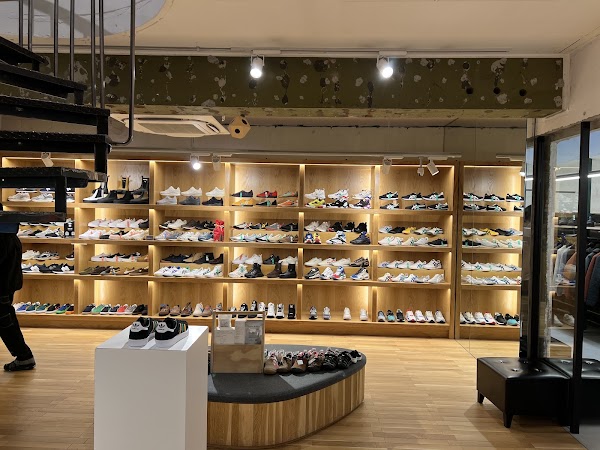 KICKS LAB. - キックスラボ 原宿店 5