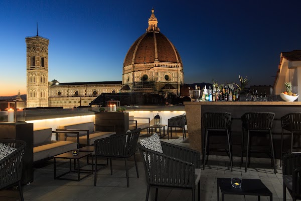 Divina Terrazza Rooftop Bar