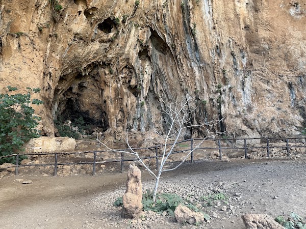 Uzzo Cave