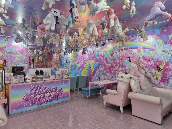 Unicorn Cafe 4