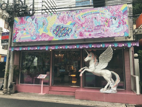 Unicorn Cafe 3