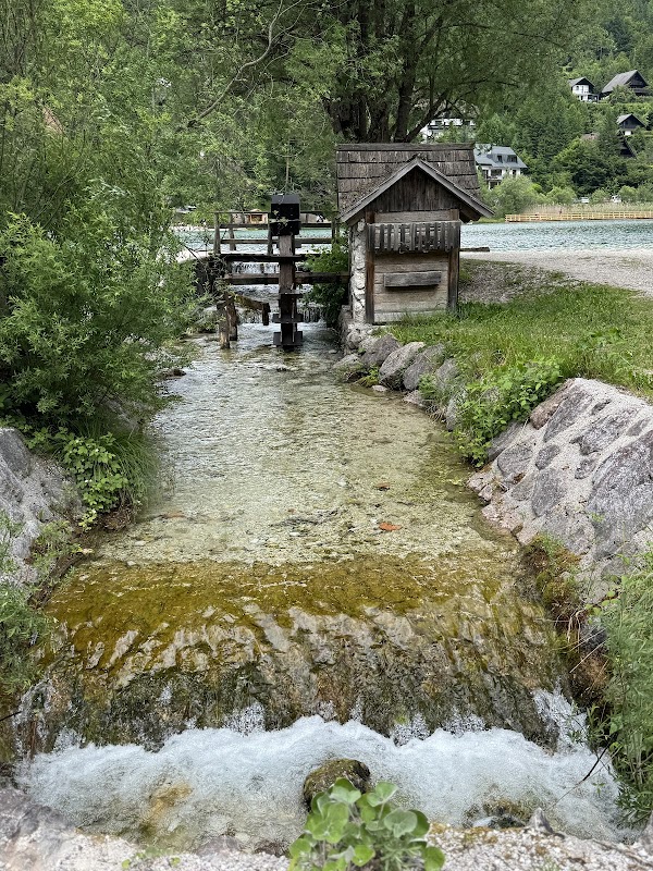 Lake Jasna 3