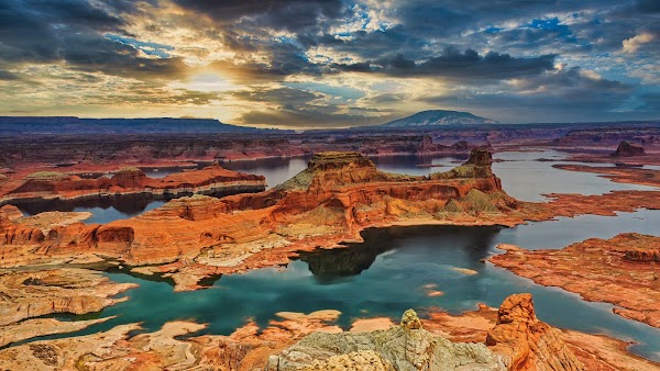 Alstrom Point