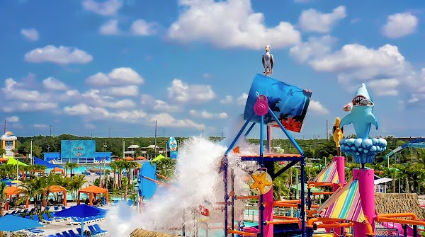 Island H2O Water Park 4