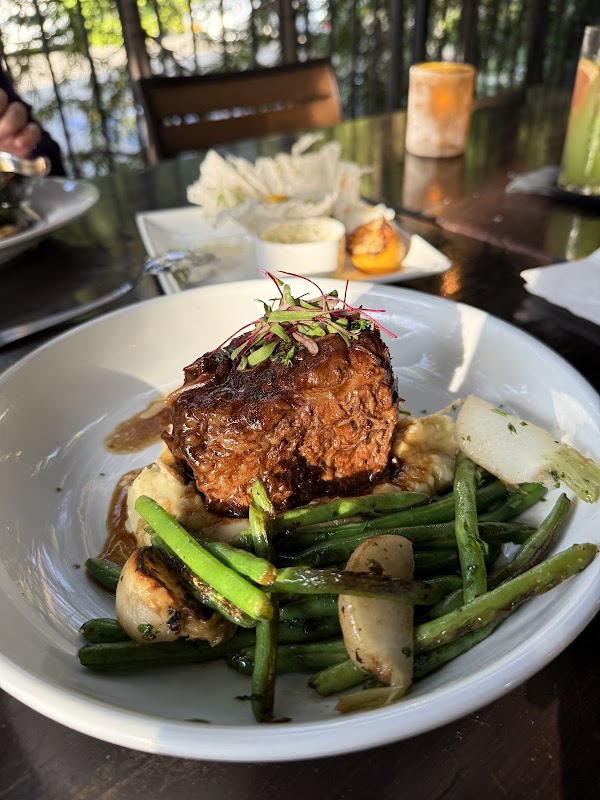 The Raymond 1886 - Modern American Cuisine & Craft Cocktails in Pasadena 4