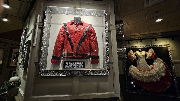 Hard Rock Cafe 3