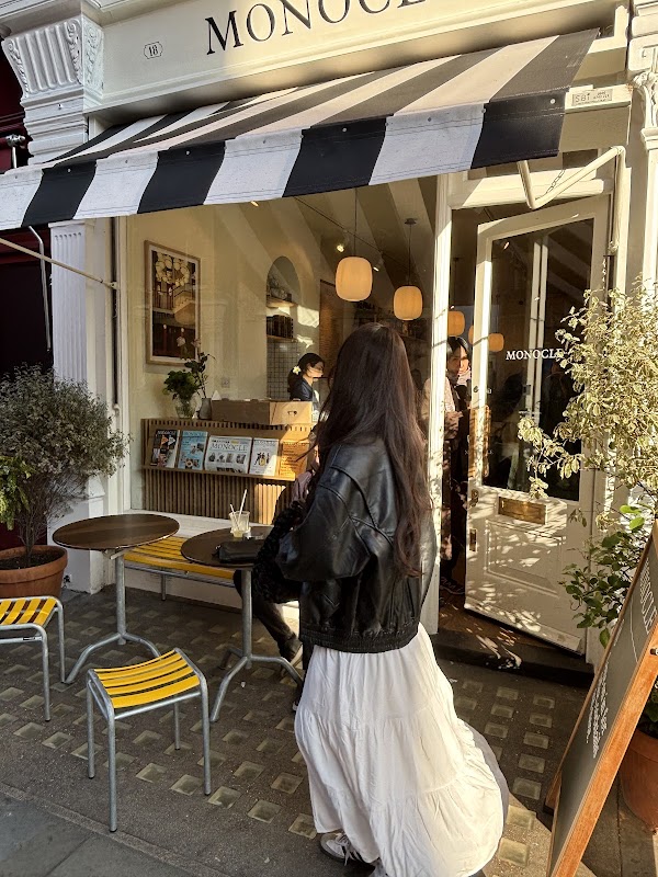 The Monocle Café