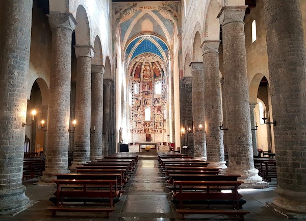 Basilica of Saint Abundius - Como, Italy 5