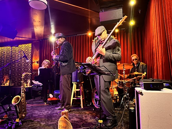 Mr. Tipple's Jazz Club 6