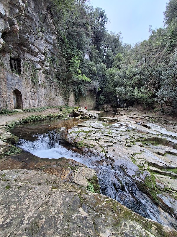 Parking cascade du Riou 1