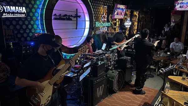 Acoustic Bar - Ngô Thời Nhiệm 3