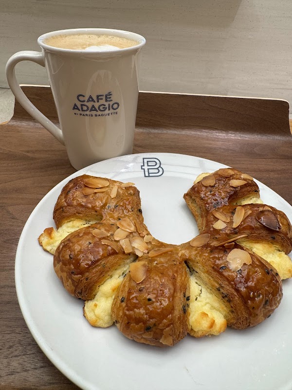 Paris Baguette - SM North Edsa 3