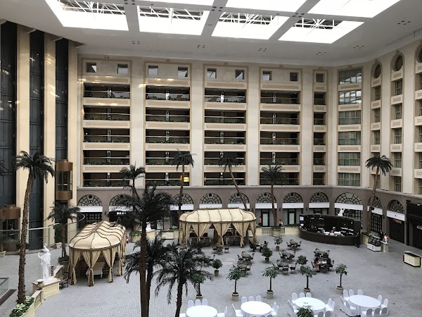 Sunworld Dynasty Hotel