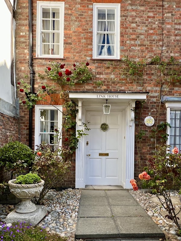 Mermaid Street 5