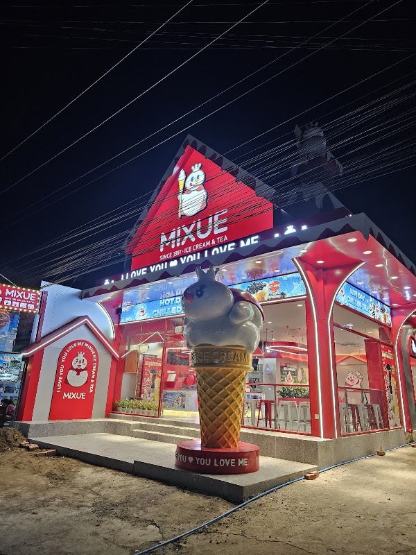 Mixue vangvieng ມີເຊ໋ຍວັງວຽງ 万荣蜜雪冰城