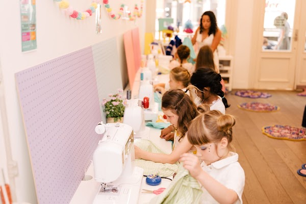 The Fashion Squad School Tribeca 5