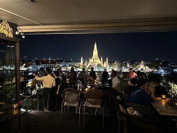 EAGLE NEST Rooftop Bar 3