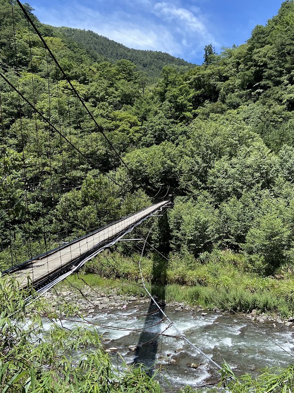 環山獵人登山步道（吊橋旁出入口）