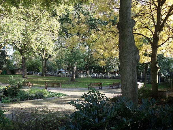 Bunhill Fields Burial Ground