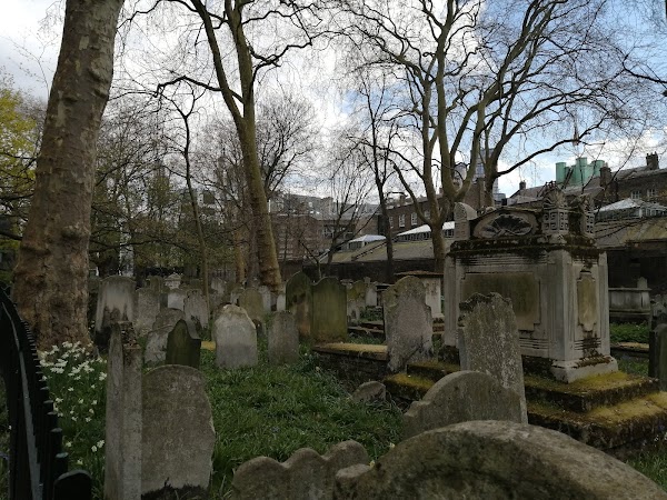 Bunhill Fields Burial Ground 3