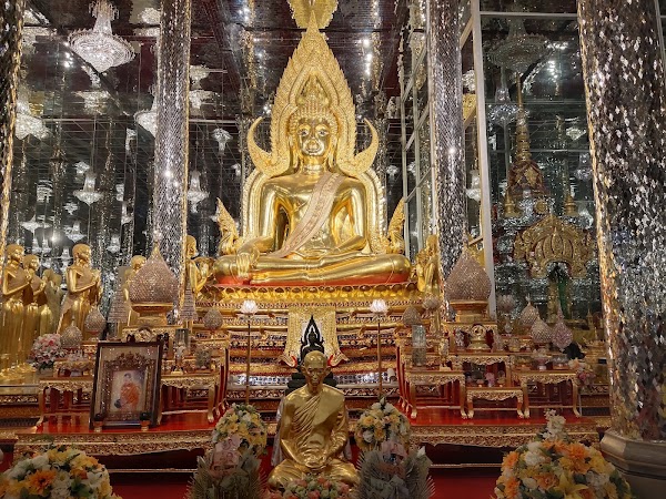 Wat Chantharam (Wat Tha Sung)