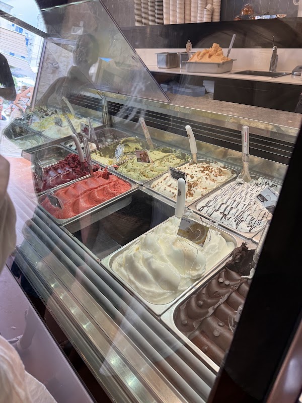 Lucarelli Gelateria