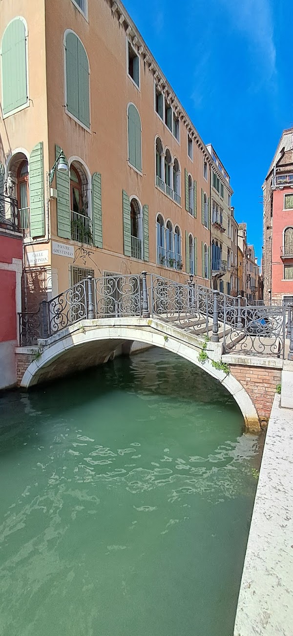 Ponte dell'Accademia 2