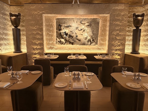 La Volta at RH Milan 3