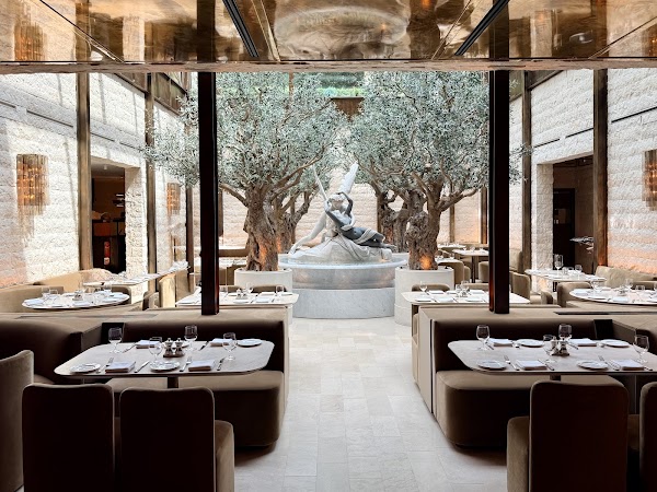 La Volta at RH Milan 2