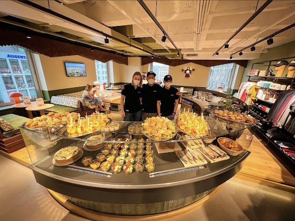 MONACO Café & franzmünchinger SHOP 1
