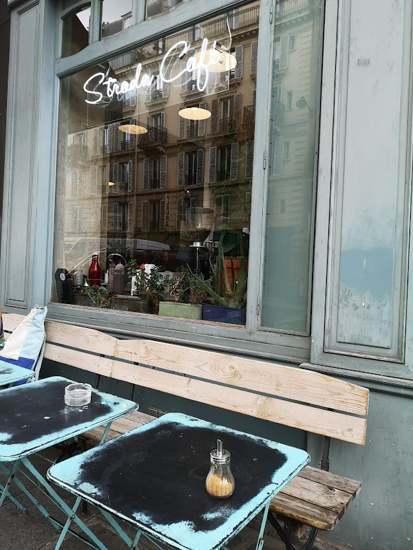 Strada Café