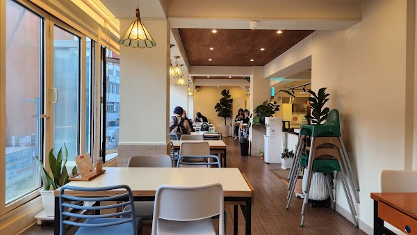 LEE SEUNGHAK TONKATSU Head store