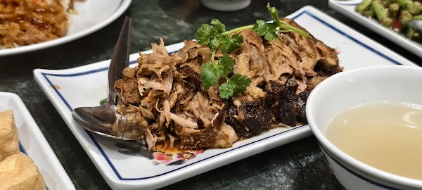 Go Ang Pratunam Hainanese Chicken Rice 2 2