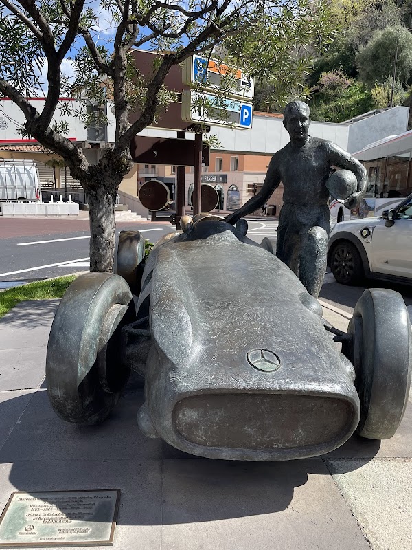 Juan Manuel Fangio Statue