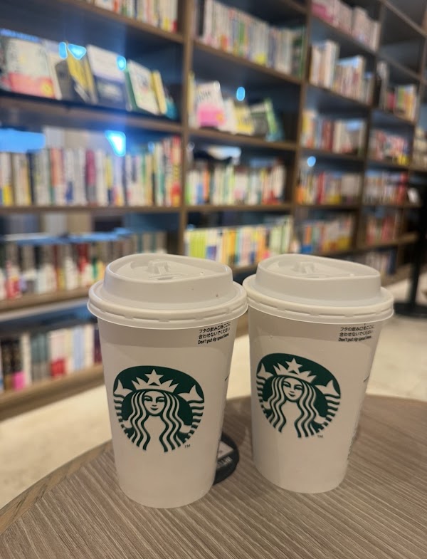Starbucks Coffee - Tsutaya Bookstore Shibuya Scramble Square 3