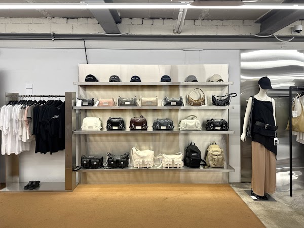 Matin Kim Flagship Store 2