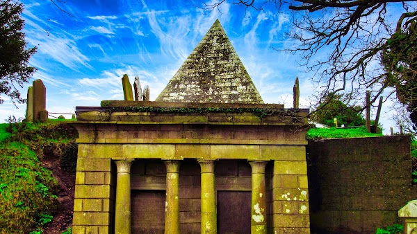 Howard Mausoleum Pyramid 4