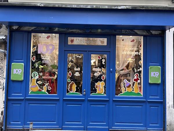 109 The Vintage & Concept Store